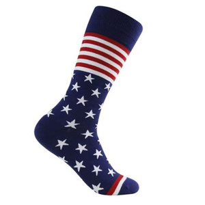 Chaussettes pour hommes à motif drapeau américain, rayures bleues, rouges et blanches, étoiles, tricotées, respirantes, pour usage quotidien, style été, service OEM/ODM, ajustement multiple - Product Image 3
