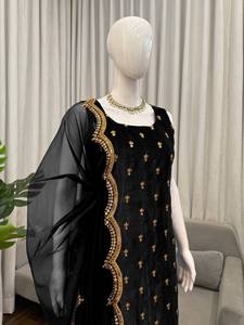 Conjunto de Salwar Kameez Negro Bordado, Reversible, Largo hasta el Tobillo, para Mujer, Traje de Fiesta o Boda con Dupatta - Product Image 4