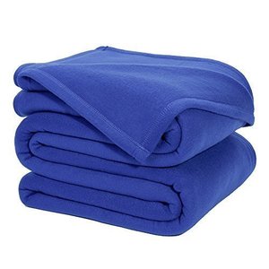 Manta de Felpa Súper Suave y Cálida, Ligera, 100% Poliéster, Hecha en India - Product Image 2