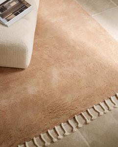 Alfombra de Lana Hecha a Mano Estilo Marroquí con Borlas Trenzadas, Alfombra de Área Suave y Afelpada de Color Beige Neutro, Estilo Boho para Sala de Estar - Product Image 1