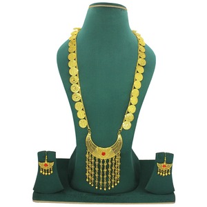 Ensemble collier avec boucles d'oreilles en laiton pur plaqué or haute qualité uae dubai fabriqué en Inde Ensemble collier tay bijoux tendance - Product Image 3