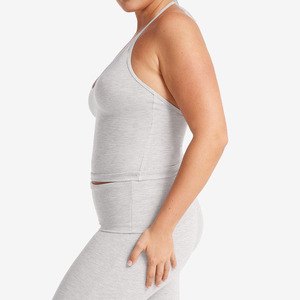 Camiseta sin mangas acanalada para mujer, elástica, informal, de verano, para fitness, descanso, de algodón suave, transpirable, ajustada, para uso diario - Product Image 1