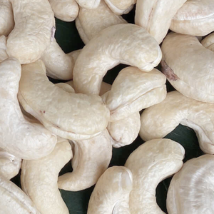 Offre Spéciale Noix de cajou WW180, WW240, WW320, LP Noix de cajou crues, Noix de cajou W180 à prix raisonnable - Product Image 1