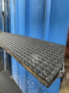 บันไดอลูมิเนียมพร้อมฐานกันลื่นเพื่อป้องกันพื้นเพิ่มเติม - Product Image 4