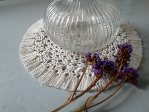 Handmade White Macrame Round Placemats Decorative <b>Table</b> <b>Mats</b> Suitable for Modern Home and Dining Setup Wholesale From India - Product Image 4