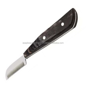 ASAP Pakistan Classic Salon Stainless Steel Stripping Comb Multi Color Wooden Handle Medium Teeth 3-Inch Blade Hardened - Product Image 3