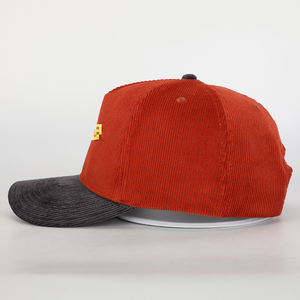 Gorras Snapback Unisex de Pana de 5 Paneles con Logotipo Rojo Personalizado de Alta Calidad, Ajustables, Deportivas, Casuales, para Uso en Exteriores, con Logotipo en Múltiples Posiciones, Bajo Perfil - Product Image 3