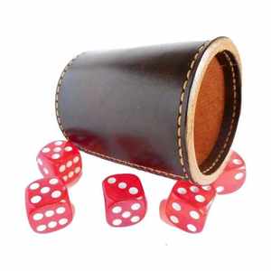 Juego de Dados de Cuero Clásico Hecho a Mano para Club Nocturno - Set de 10 Piezas Geniales - Product Image 1