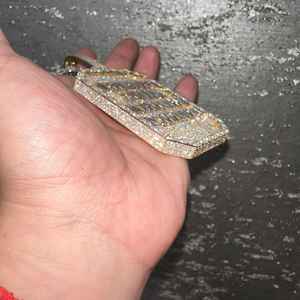 Joyería fina personalizada de lujo estilo hip hop, colgante con inicial de letra en plata 925 con incrustaciones de diamantes VVS Moissanite para hombre. - Product Image 5