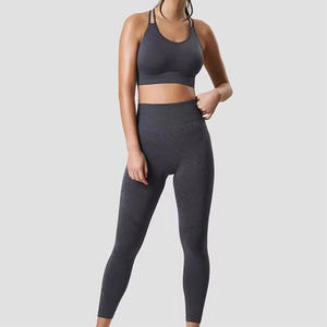 Conjuntos de Yoga de Dos Piezas al por Mayor, Unisex, con Logotipo Personalizado en la Parte Delantera, Cintura Elástica, Leggings Largos con Hombros Descubiertos, para Gimnasio y Entrenamiento - Product Image 1