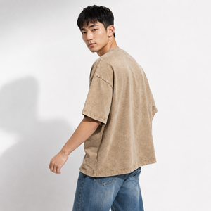 เสื้อยืดโอเวอร์ไซส์ผู้ชาย ผ้าคอตตอนเจอร์ซีย์ พิมพ์ลายโลโก้ด้านหน้า สไตล์สตรีทแวร์ ล้างสีแบบแอซิดวอช เป็นมิตรต่อสิ่งแวดล้อม แขนสั้น คอกลม ทรงปกติ - Product Image 5
