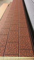 Panneaux muraux en métal gaufré, isolation thermique, résistance à la corrosion, faible entretien pour les façades de bâtiments