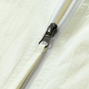 Veste coupe-vent épaisse unisexe imperméable en nylon réversible, éco-responsable, avec fermeture éclair, grandes tailles, motif lettres colorées sur le devant – Meilleure vente - Product Image 3