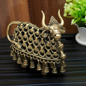 Objet de prière hindou en laiton artisanal divin, 7x4 pouces, représentant une déesse vache paon, pour la maison, le bureau, décoration tendance Diwali, Inde - Product Image 1