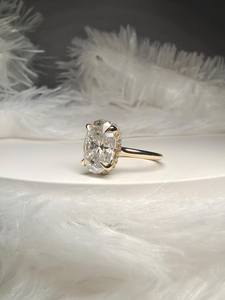 Anillo de halo con diamante ovalado de 3.01 quilates cultivado en laboratorio, sorpresa solitaria para mujer, oro macizo de 14 quilates, joyería clásica fina para bodas, para enamorados. - Product Image 3