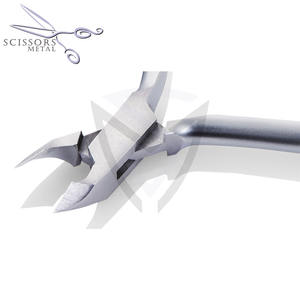 Cortaúñas Profesional de Precisión, Alicates de Cutícula de Acero Inoxidable 10-7 de Mandíbula Completa, Corte de 7 mm, Doble Resorte, Empujador con Logotipo Personalizado - Product Image 1