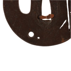 ที่ครอบดาบเหล็กทรงกลมลายเข็มสนซูกาชิ ยุคเอโดะของญี่ปุ่น ไม่มีตราประทับ - Product Image 5