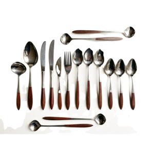 Juego de cubiertos de lujo hechos a mano Cubiertos de metal Premium fabricados manualmente para experiencias gastronómicas elegantes y de alta gama - Product Image 1