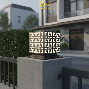 Lampe de poteau LED anti-rouille Maze Vietnam CM Decor pour extérieur, villa, jardin, noire, E27, 8 pouces, IP65, en acier, sur piédestal, AC 220V - Product Image 3