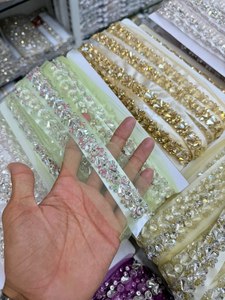 Ribete de encaje de malla con pedrería de cristal brillante de primera calidad para vestidos de novia de alta costura, ropa étnica de lujo, hecho a mano con PU - Product Image 5
