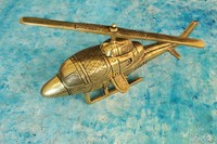 Modèle d'hélicoptère vintage en laiton, artisanat décoratif, miniature antique, figurine d'hélicoptère pour la décoration de la maison, du bureau ou de la table.