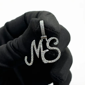 Colgante de Moissanita con Inicial MS, Plata de Ley 925, Engaste de Canal, Corte Brillante Redondo, Amuleto de Lujo Unisex para Uso Diario - Product Image 4