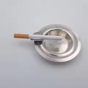 Cenicero de Cigarros Portátil de Acero Inoxidable, Moderno y de Lujo, Accesorio Decorativo para Fumar en Casa, Oficina o Cafetería - Product Image 3