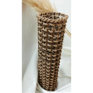 Vase à fleurs en rotin tressé à la main, vase sur pied en fil métallique rustique, écologique, style bohème, pour plantes séchées, décoration de salon - Product Image 1