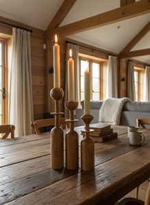 Centro de mesa de madera para velas, ideal para mesas de comedor, eventos de boda y para añadir un encanto natural cálido a los espacios. - Product Image 2