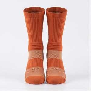 Chaussettes ras du cou unies orange respirantes tricotées pour adultes, usage quotidien décontracté - Product Image 1