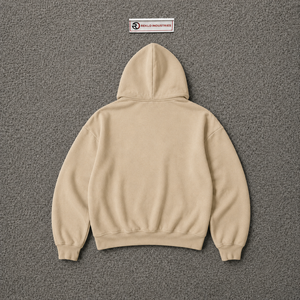 Sweat-shirt à capuche beige avec lettrage graffiti blanc audacieux, texturé, coupe oversize, style streetwear minimaliste urbain décontracté - Product Image 6