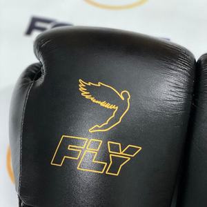 Nuevo Modelo de Guantes de Boxeo Blancos Personalizados con Cordones, Guantes de Combate Profesionales para Gimnasio, OEM ODM - Product Image 4