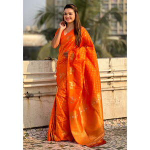 Sari de Seda Suave Naranja con Bordado de Ciervo y Doble Zari Elite Weaves para Mujer, Blusas y Camisas 0.6g - Product Image 2