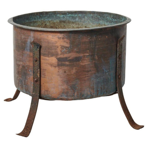 Rustic Metal Flower Pot With Circular Pattern And Claw Feet For Garden Planters Vintage Style Durable Finish - Product Image 1