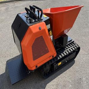 Dumper sobre orugas Kubota de alto rendimiento para desarrollo de sitios, paisajismo y tareas agrícolas con control de conducción suave. - Product Image 2
