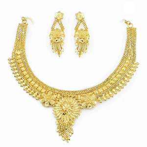 Vente en gros de parures de bijoux traditionnels en laiton plaqué or micro 14K, 18K, 24K, motif floral, colliers et boucles d'oreilles - Product Image 2