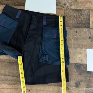 กางเกงขาสั้นคาร์โก้ผ้าคอร์ดูรอยสีพื้นสำหรับผู้ชาย ขายดีประจำฤดูร้อน มีกระเป๋าข้างขนาดใหญ่ ตัดเย็บตามสั่ง ผ้าฝ้าย 100% สไตล์ไฮสตรีท - Product Image 6