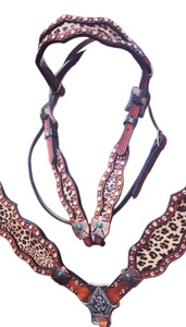 Venta al por mayor guepardo cuero de vaca tachuela conjunto completo Headstall Placa de pecho cuero genuino ligero temporada artículos para montar a caballo - Product Image 3