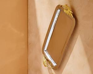 Bandeja Rectangular para Servir con Asas de Hoja de Oro, Acabado Metálico Pulido, Diseño Sólido, Uso Residencial - Product Image 1