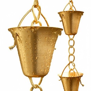 Chaîne de pluie artisanale en cuivre doré pour gouttières, alternative décorative vintage pour gouttière de jardin, accessoire extérieur pour la maison - Product Image 1