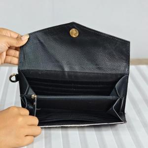 Portefeuille long en cuir véritable avec fermeture à bouton pression, multifonctionnel, unisexe, usage quotidien, style minimaliste, détail bouton noir - Product Image 4