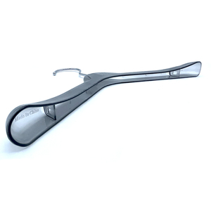 ไม้แขวนเสื้อพลาสติกใสขายดี ราคาแข่งขัน สำหรับเสื้อผ้าเด็ก ขายส่งเพื่อการส่งออก พร้อมโลโก้ - Product Image 3