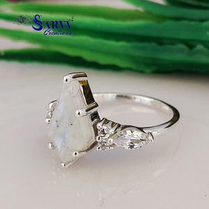 Ensemble de bagues en argent sterling 925 avec pierre de lune naturelle en forme de cerf-volant et accents de zircon cubique, pour mariage et fiançailles - Product Image 3