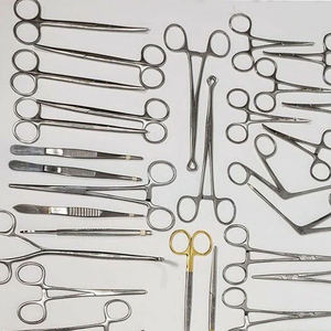 Juego de Instrumentos Quirúrgicos Manuales de Acero Inoxidable Médico para Cirugía Mayor, 101 Piezas, Pinzas y Tijeras, Certificación CE ISO Grado A+ de Grip Surgical - Product Image 3
