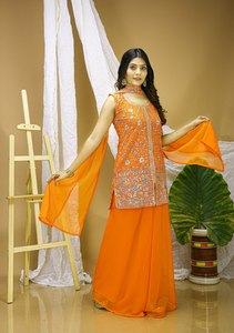 Ensemble pour femme Kurti et pantalon palazzo en georgette brodée orange, coupe classique, sans manches, style traditionnel indien pakistanais, pour les occasions spéciales - Product Image 4