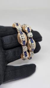 Brazalete de Lujo de Oro Rosa de 14K con Diamante Cultivado en Laboratorio de 10.80 Ct con Piedra Azul Natural GH SI IGI Certificado, Perfecto para Ocasiones Especiales - Product Image 4