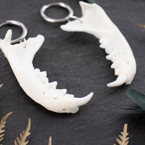 Pendientes de Hueso Ecológicos – Accesorios de Moda Étnica Hechos a Mano - Product Image 2