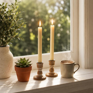 Ensemble de porte-bougies en bois, forme colonne, faits à la main, en bois massif naturel, supports pour bougies coniques, décoration d'intérieur - Product Image 1