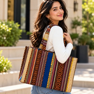 Bolsa de Mano Clásica de Lona con Paneles, Diseño de Rayas Multicolor, Cierre de Cremallera, Gran Capacidad, para Todas las Temporadas - Product Image 2