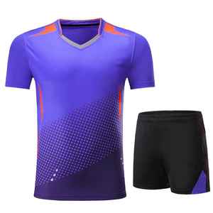 Ensemble de vêtements de tennis et de badminton personnalisés de haute qualité, tissu à séchage rapide, impression numérique intégrale, maillot et short - Product Image 1
